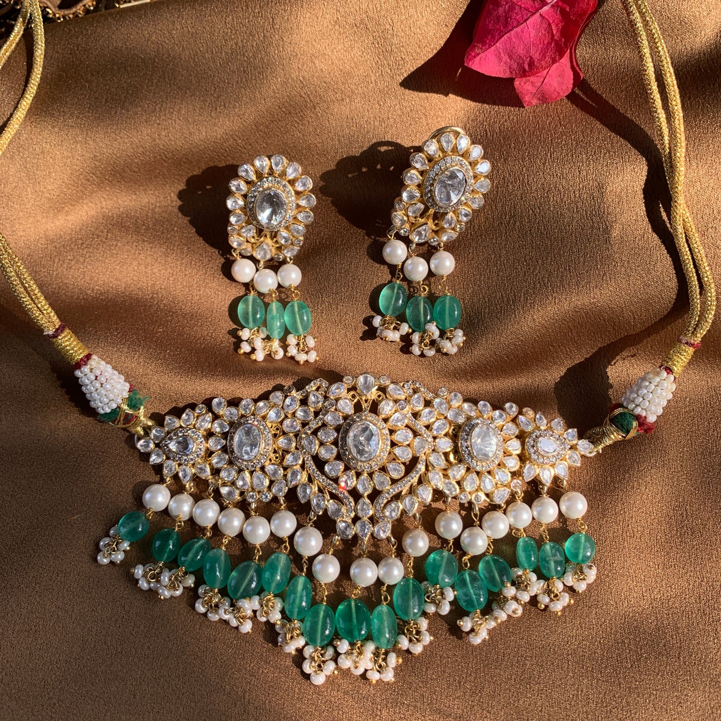 Gul Choker Set