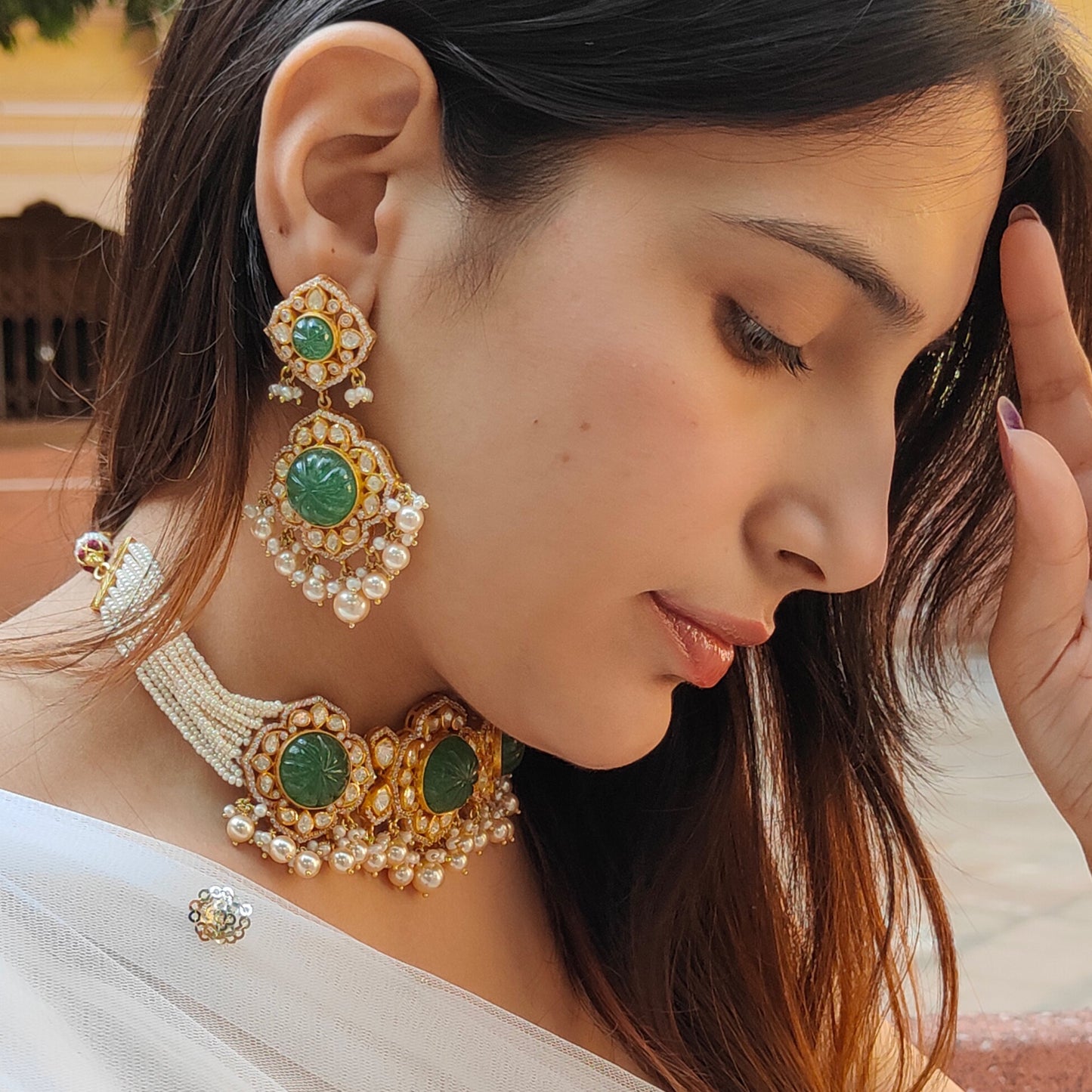 Carved Emerald Choker Necklace Set