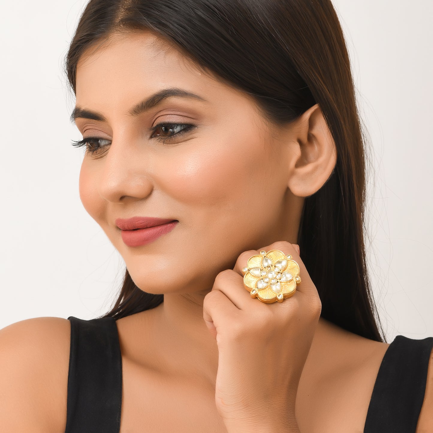 Tara Kundan Ring