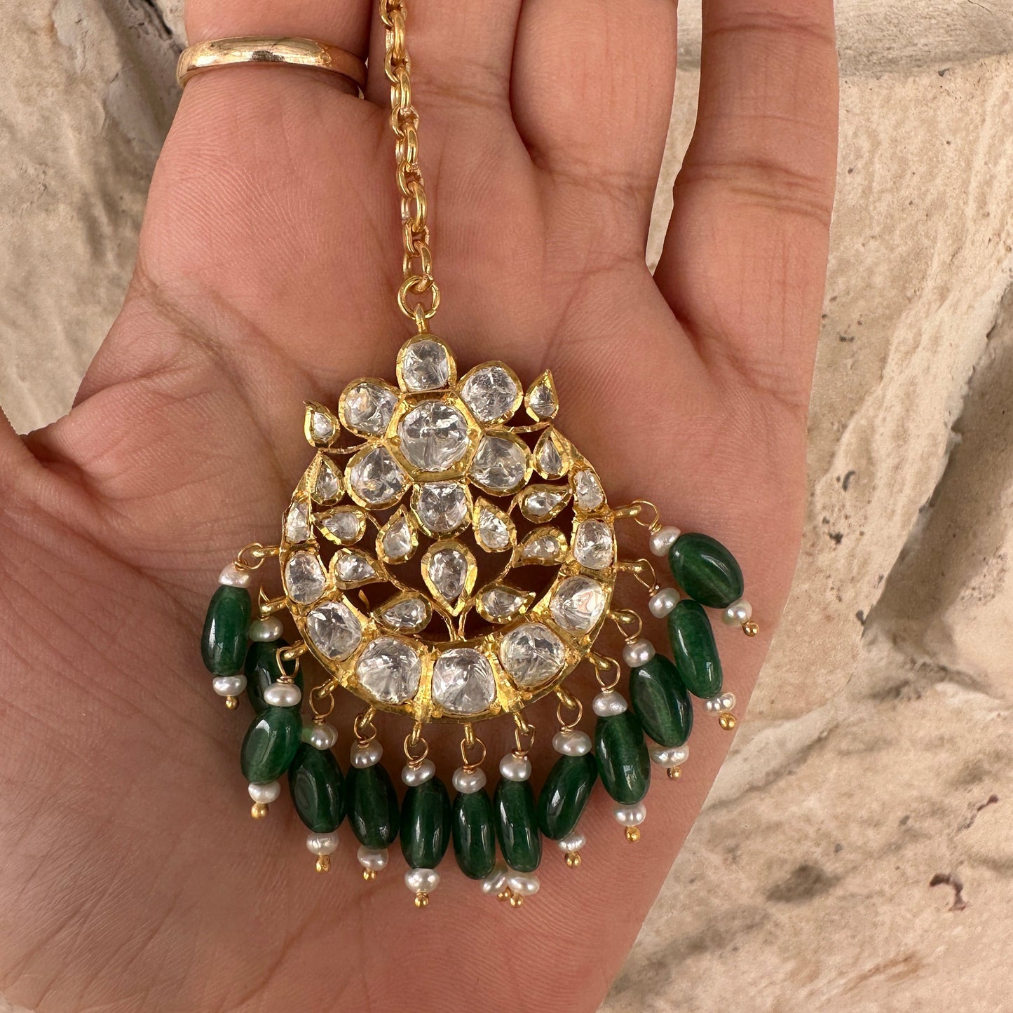 Emerald Polki Mang Tikka