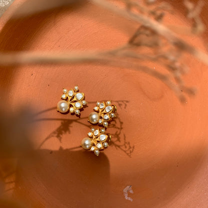 Nargis Polki Pendent Set