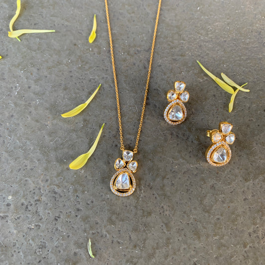 Triangle Polki Pendent Set