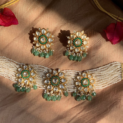 Avila Necklace Set
