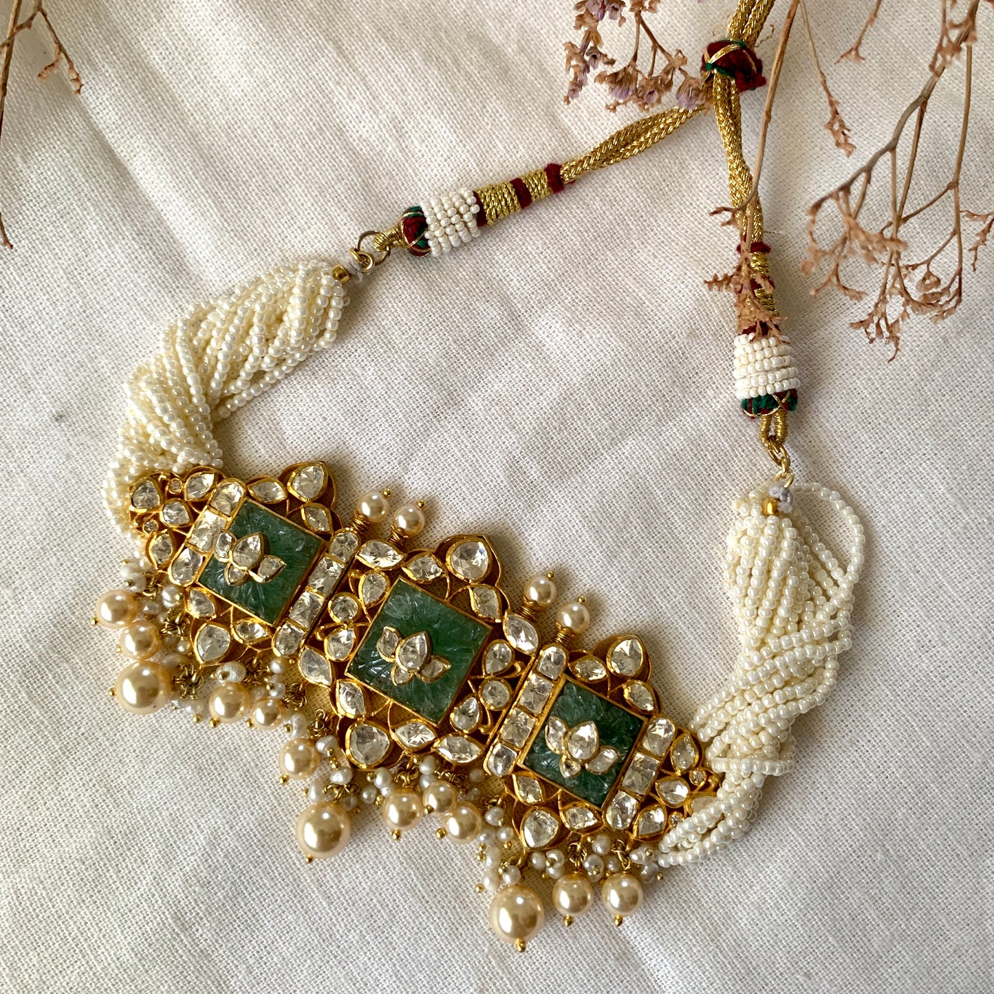 Delicate Carved Polki Necklace Set