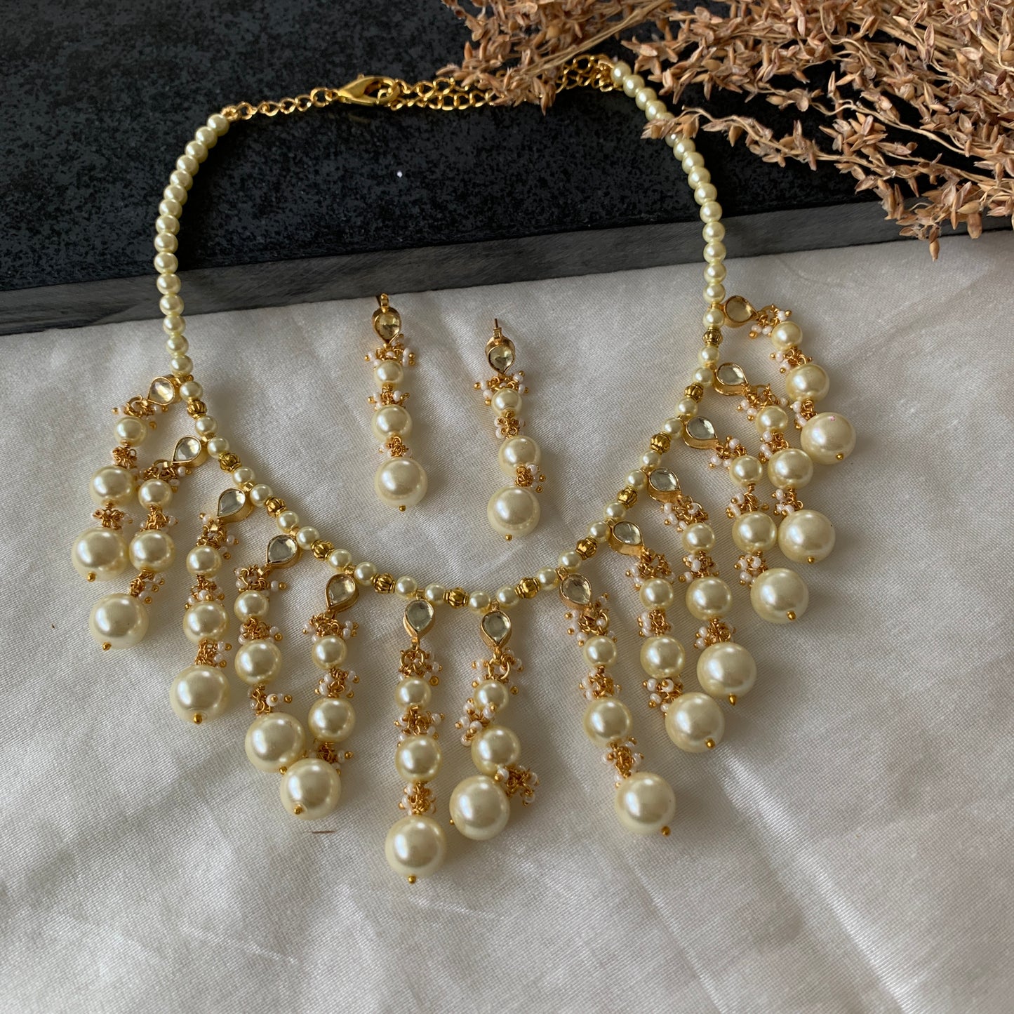 White kundan Choker Set