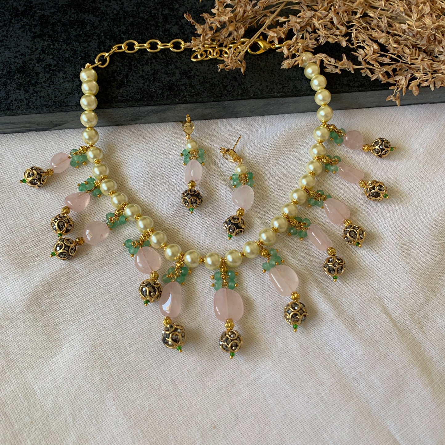 Pink Stones Pearl Necklace Set