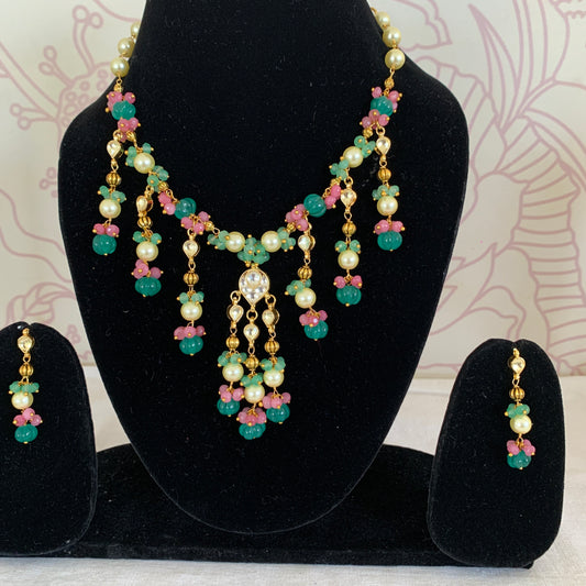 Minimalist Color Necklace Set