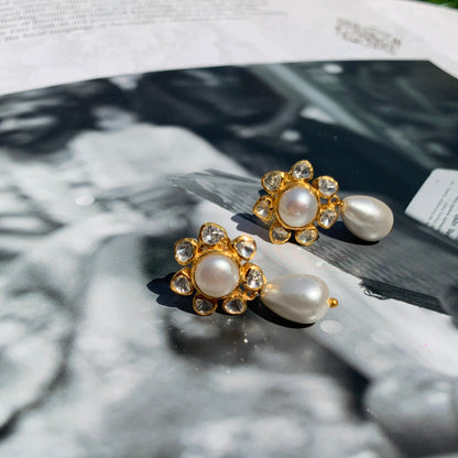 Fiza Pearl Earrings