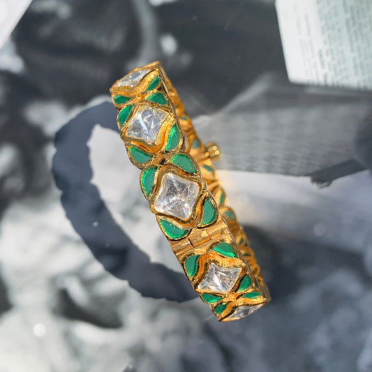 Hari Almaas Polki Bangle