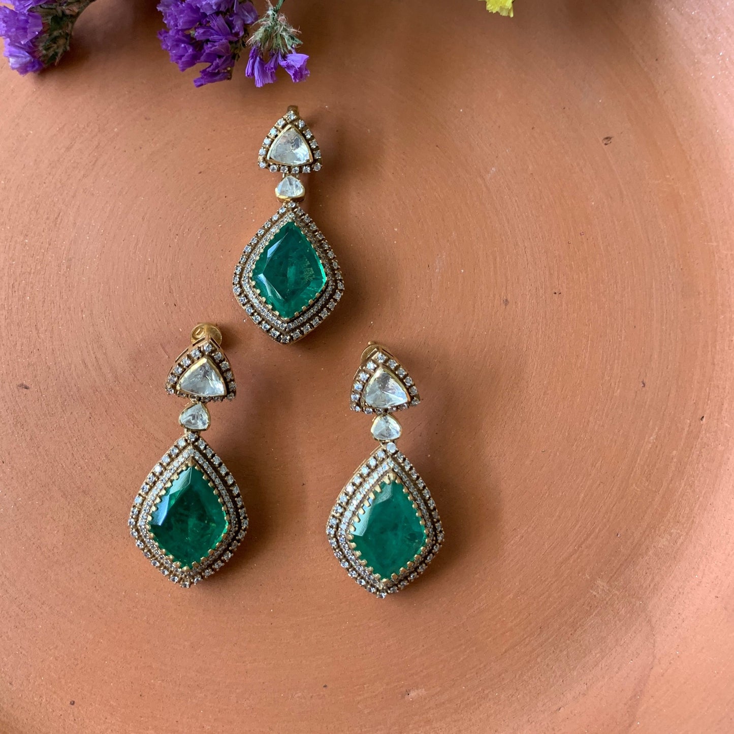 Akoya Emerald Polki Pendant set