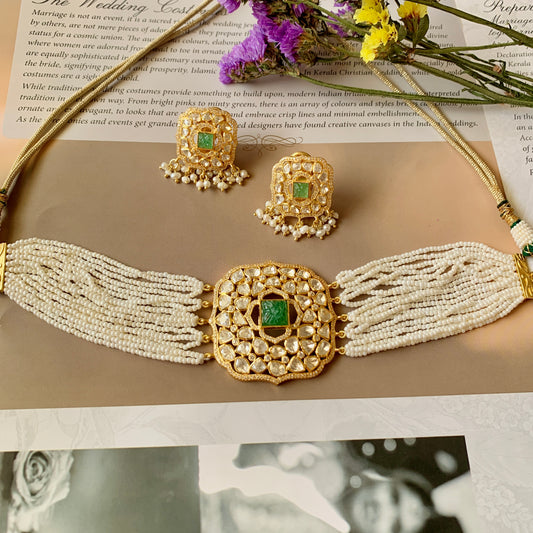 Carved Emerald Choker Set