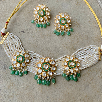 Avila Necklace Set