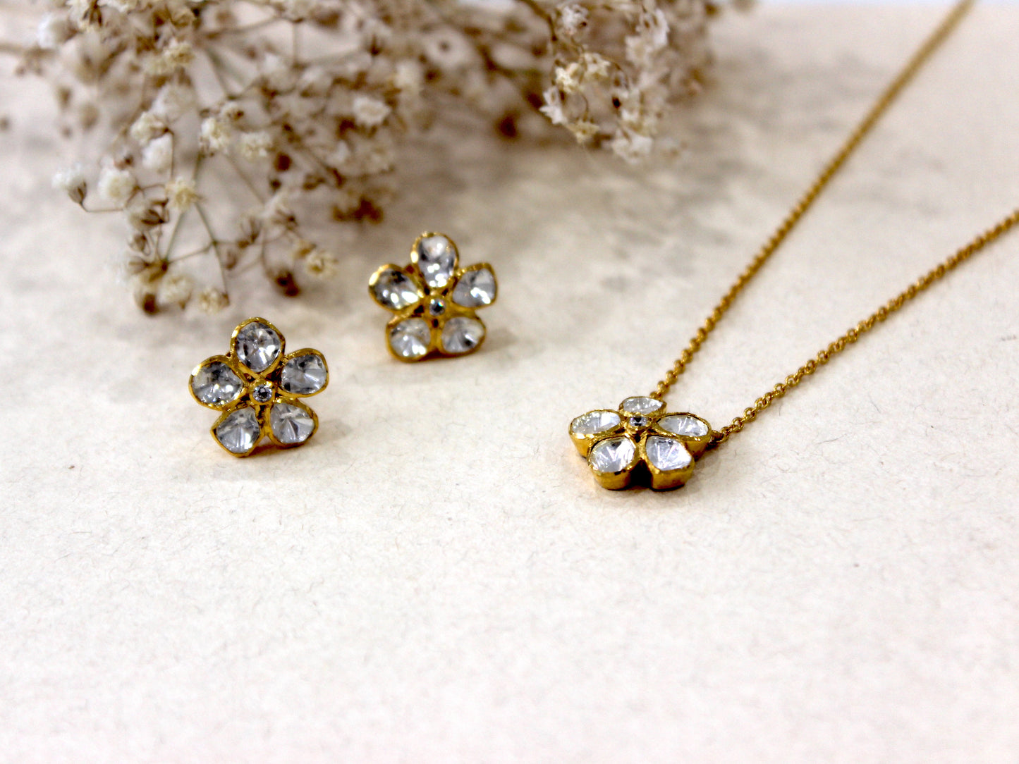 Floral Polki Pendant Set