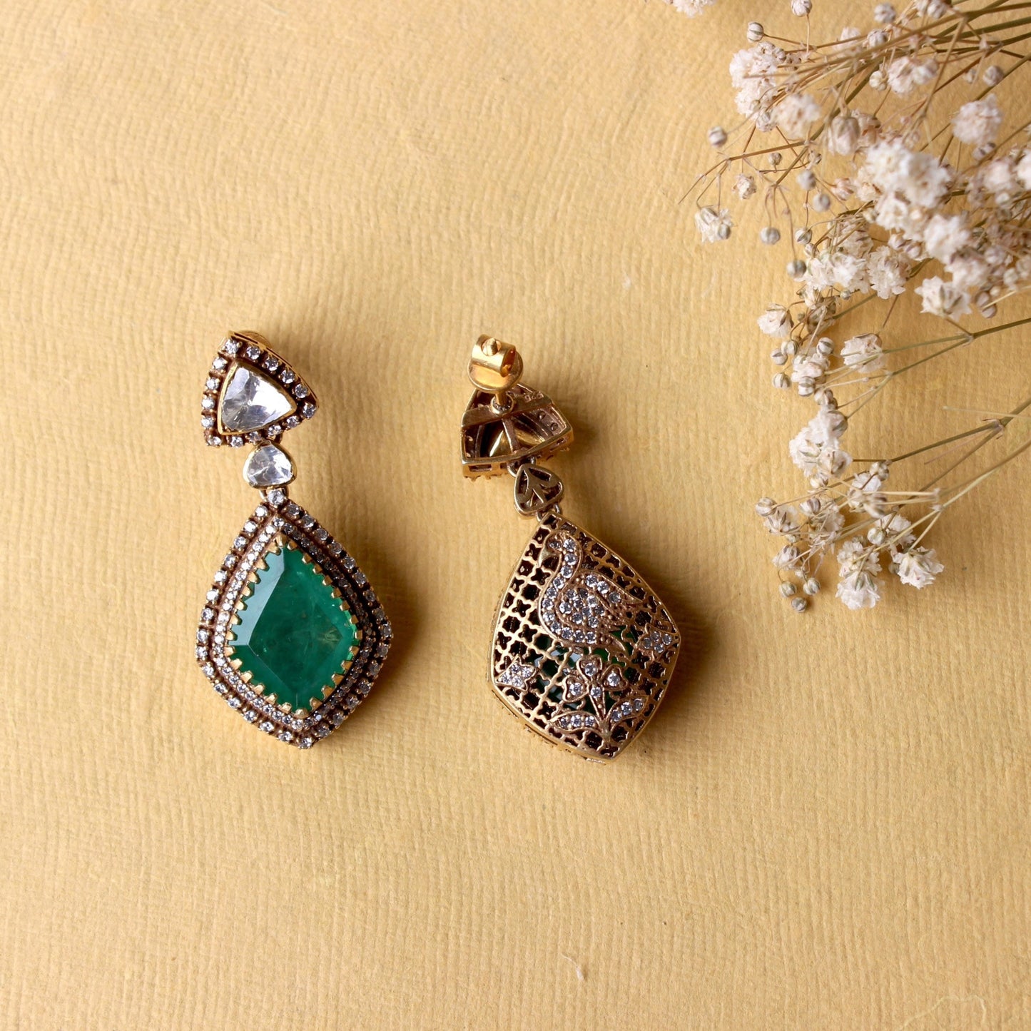 Akoya Emerald Polki Pendant set