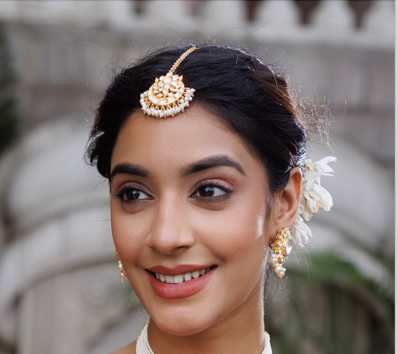 Floral Pearl Mang Tikka