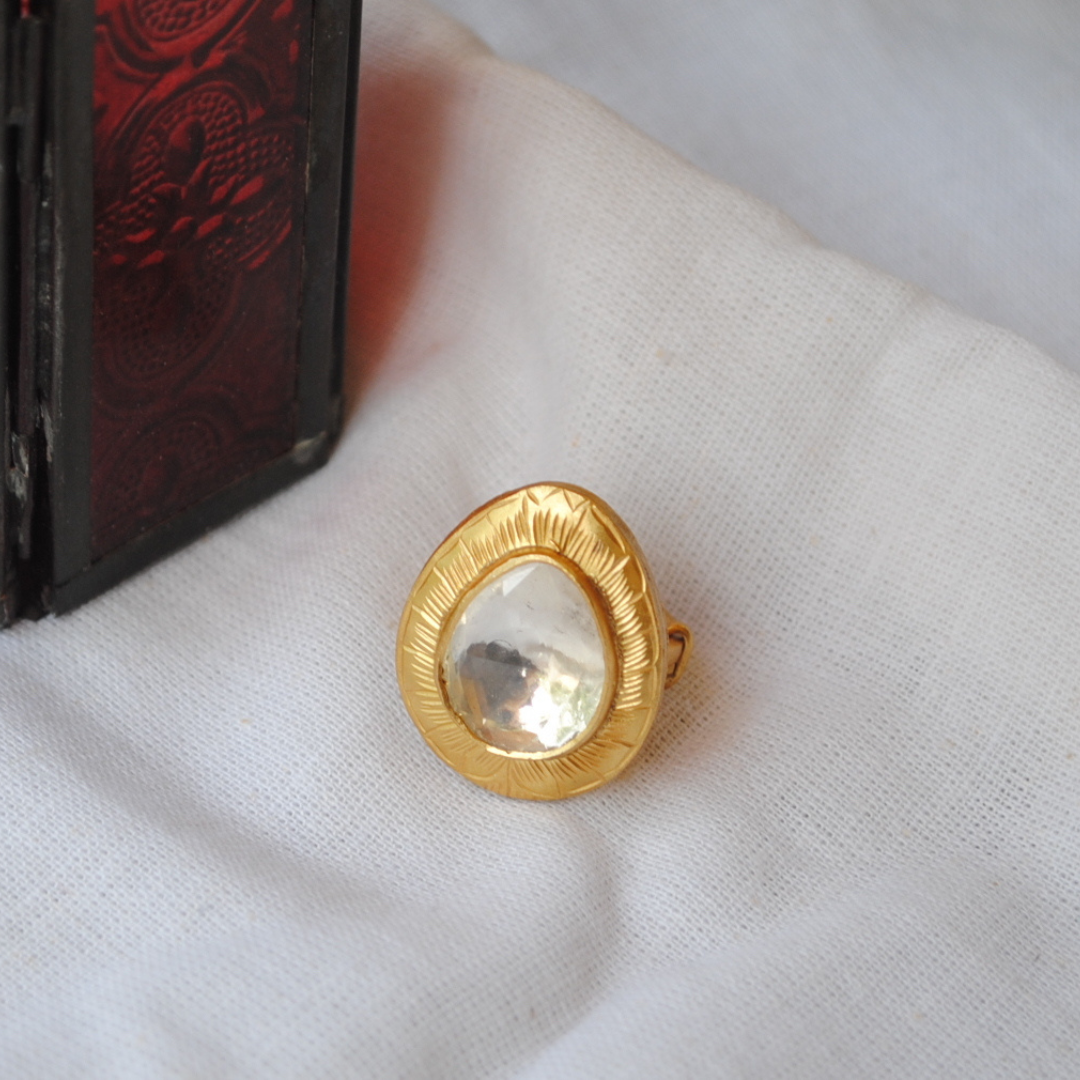 Noor Kundan Ring