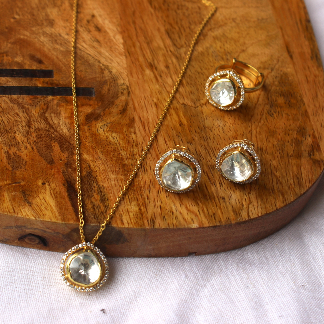 Solitaire Polki Necklace Set
