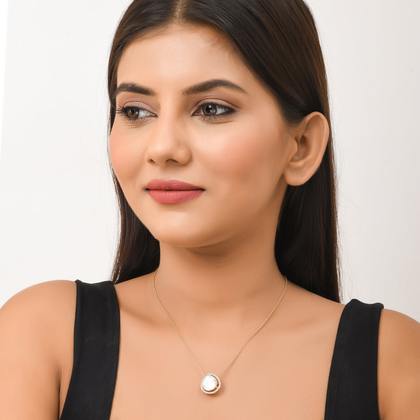 Solitaire Polki Necklace Set